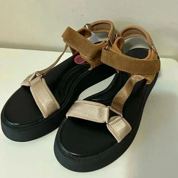 NWT ZARA LEATHER LUG  SOLE STRAPPY SANDAL 40 - Picture 2 of 4